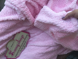 Thảm lông cừu chụp ảnh baby - màu hồng baby